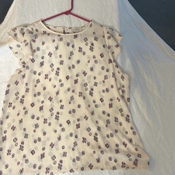 Loft Outlet Flutter Sleeve Blouse in Size XL - Picture 5 of 12